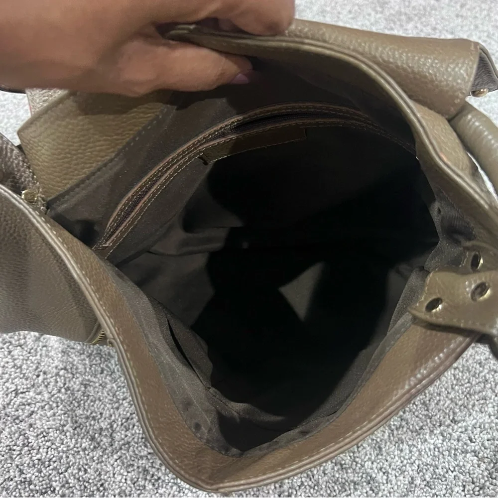 Onna Ehrlich Brown Green Genuine Leather Hobo Shoulder Bag Flap Close